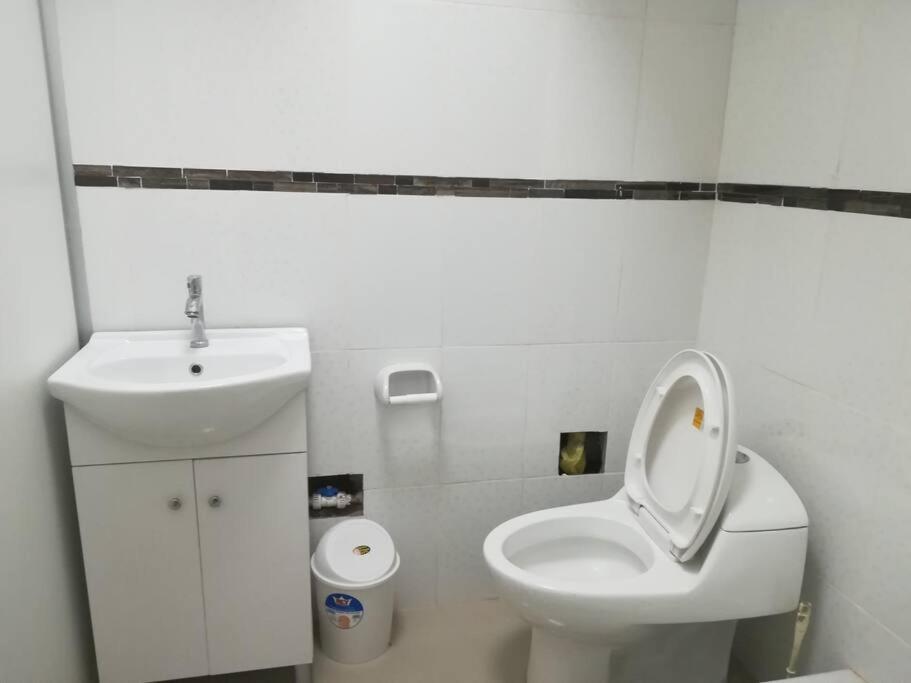 Studio Entero Cerca Al Palacio Gobierno Apartment Lima Exterior foto